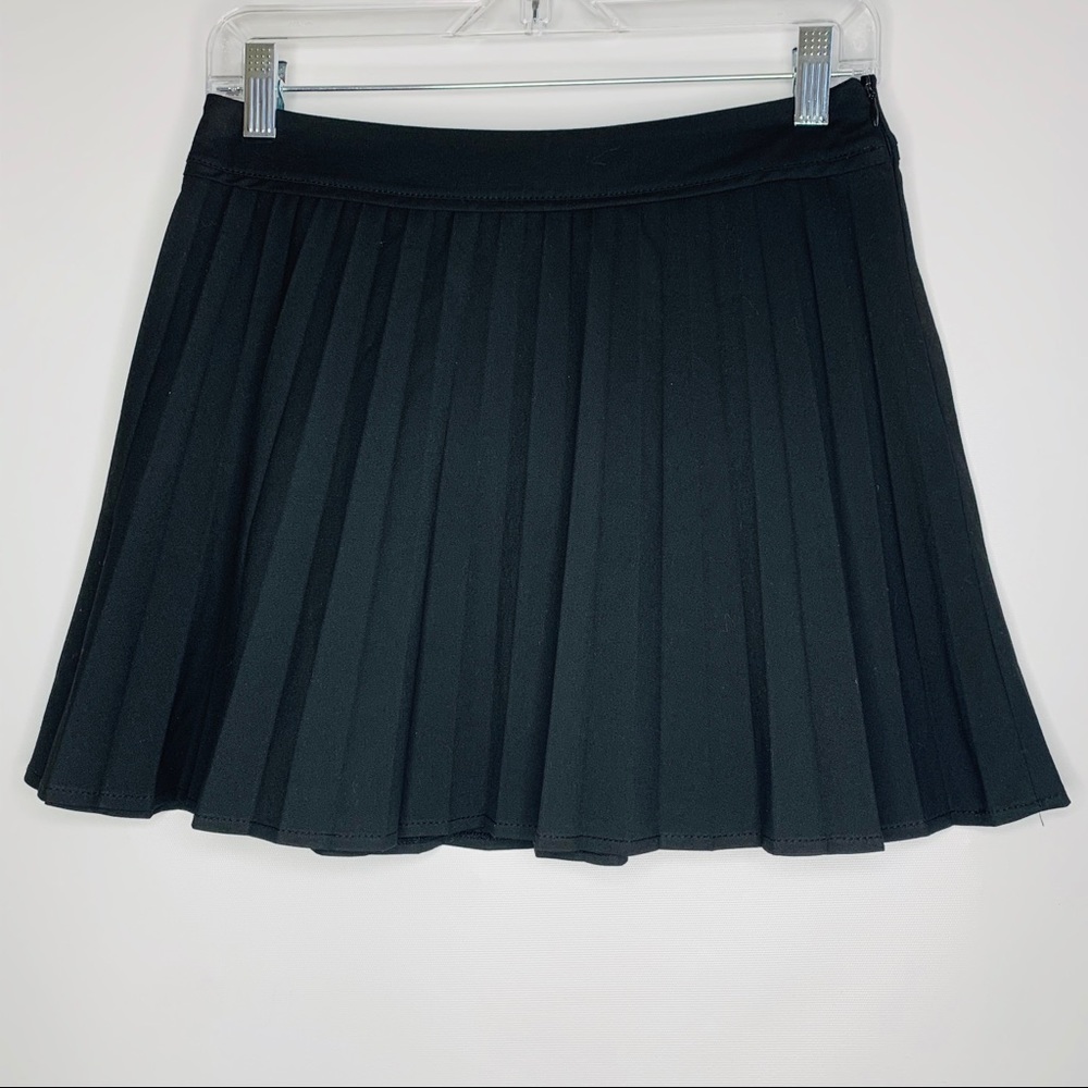Zara Woman pleated black mini skirt size : S